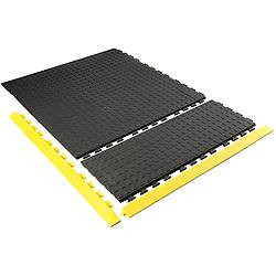 WEARWELL 502-3ZLC4 INTERLOCKING RAMP MALE YELLOW