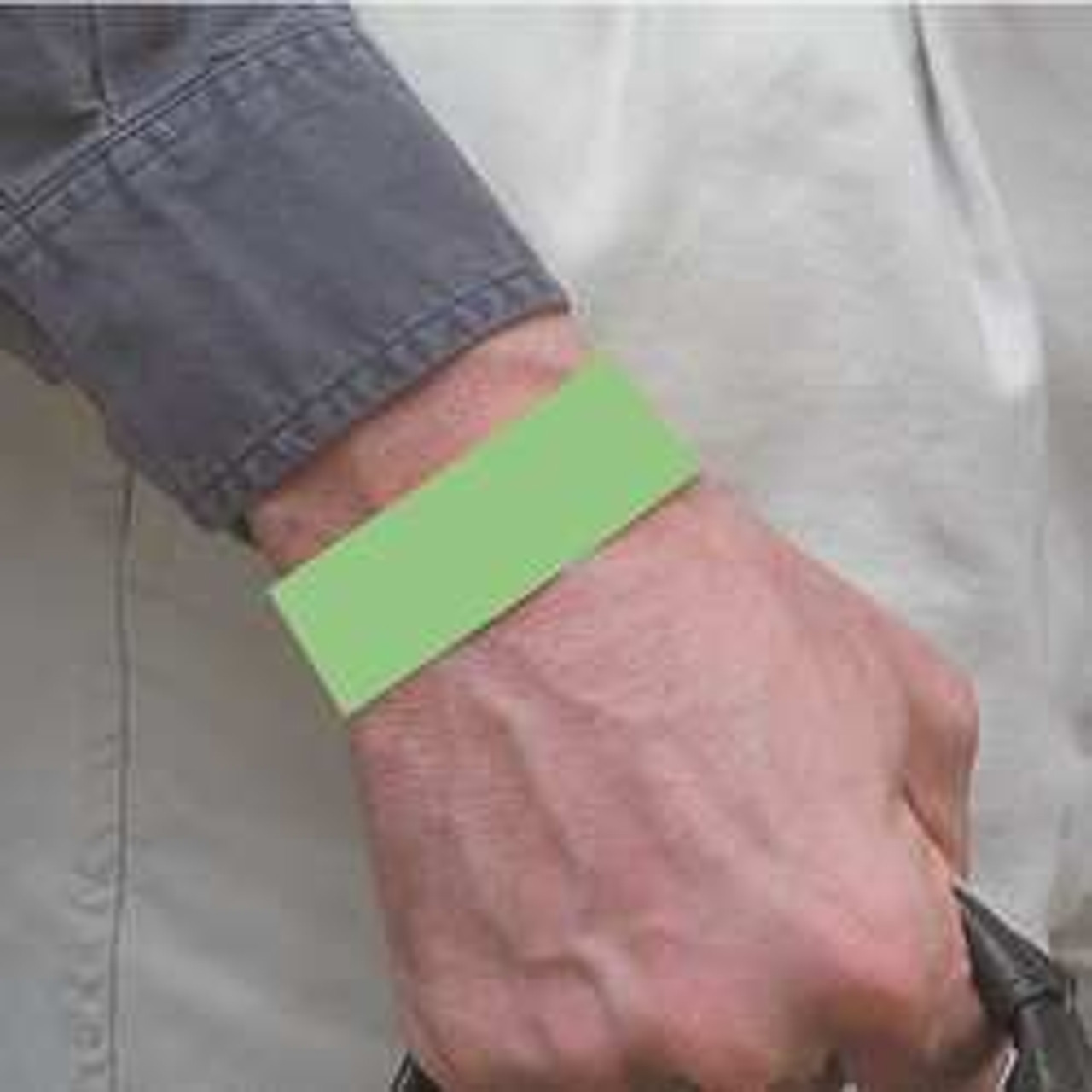 BRADY SPC ABSORBENTS 95103 D0077 WRISTBAND GREEN NUMBERED PK 500