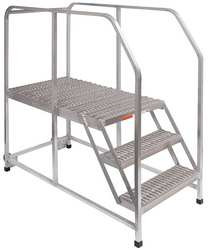 EGA PRODUCTS, INC. A018H MOBILE PLATFORM SNGLE ACCESS AL 40 IN H