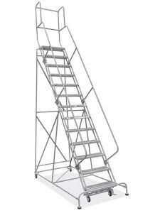 USC H-7296U-20 13 STEP GRIP STEP LADDER - UNASSEMBLED W