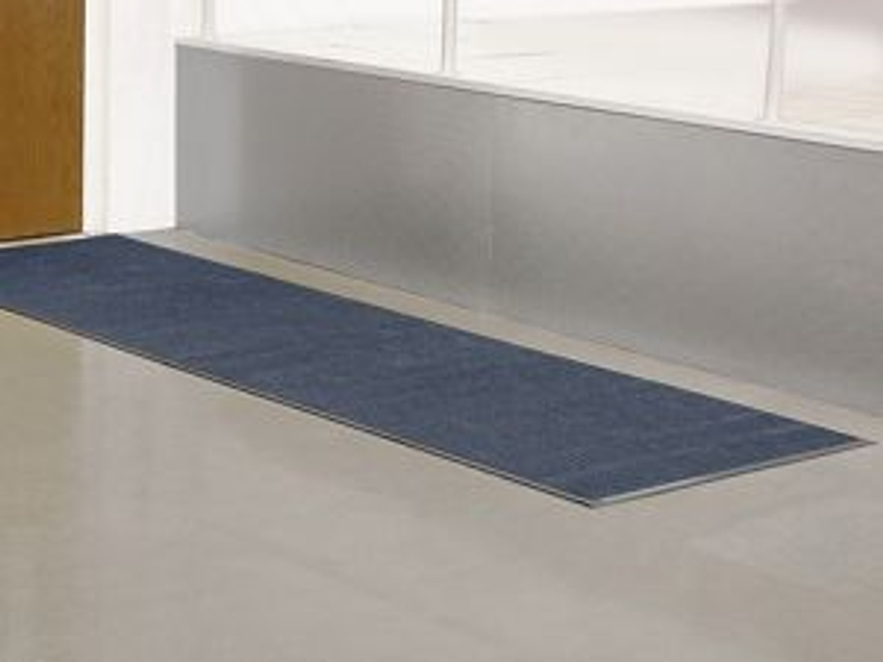 USC H-1684NB WATERHOGÂ„¢ CARPET MAT - 4 X 12', NAVY