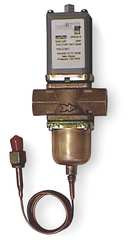 JOHNSON CONTROLS V46AA-1C WATER REGULATING VALVE 2 WAY 3/8 IN