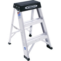 WERNER CO 150B STEP STOOL,2',300LB CAP.,17X19"X24'