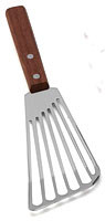 TABLECRAFT PRODUCTS COMPANY 2003 TURNER FISH 6" SLOTTED SS WOOD HNDL