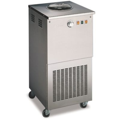 J.B. PRINCE P185 J.B. PRINCE P185 FLOOR MODEL 3 QT. COMME