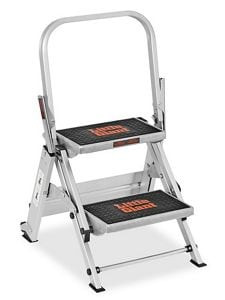 USC H-7891 LITTLE GIANT FOLDING STEP LADDER - 2 STE