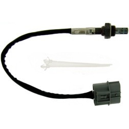NGK 24527 OXYGEN SENSOR