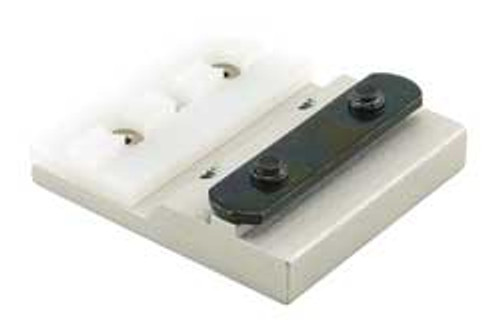 80/20 6860 LINEAR BEARING 3.125 IN W 2.812 IN L