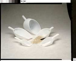 DYNALON 607145 SCOOP WHITE 1000ML