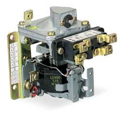 SQUARE D 9050AO10EV02 PNEUMATIC TIMER