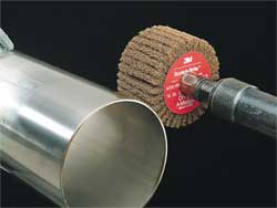 3M 16622 FLAP WHEEL NON-WOVEN AO 2X1X1/4 SHNK MED