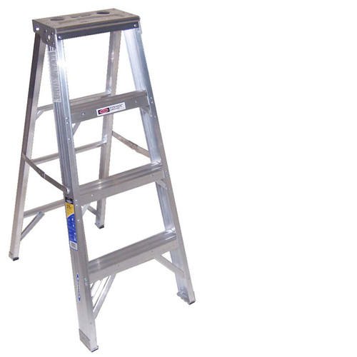 WERNER CO 404 STEPLADDER ALUMINUM 4 FT H 375 LB CAP.