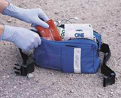 FIELDTEX PRODUCTS, INC. 82600 R CASE FANNY PACK RED 10-1/2 IN.L 10-1/2 IN.W