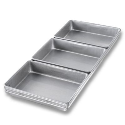 CHICAGO METALLIC 41695 CINNAMON/PACKAGE ROLL PAN SET