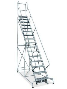 USC H-7299U-10 16 STEP GRIP STEP LADDER - UNASSEMBLED W
