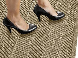 USC H-6529BR WATERHOGÂ„¢ ELITE CARPET MAT - 4 X 8', B