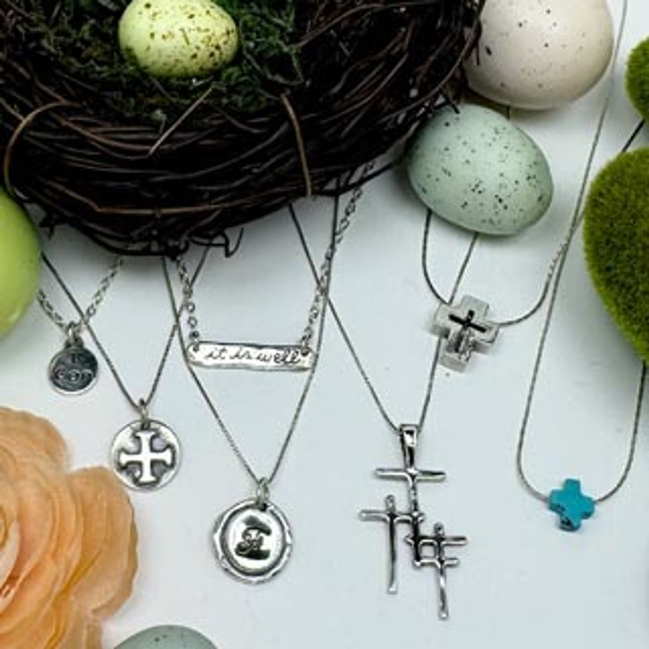 Necklaces w/charms & pendants