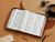 Biblia con Cierre Letra Gigante 15 puntos RV1960, imit piel tricolor café con índice