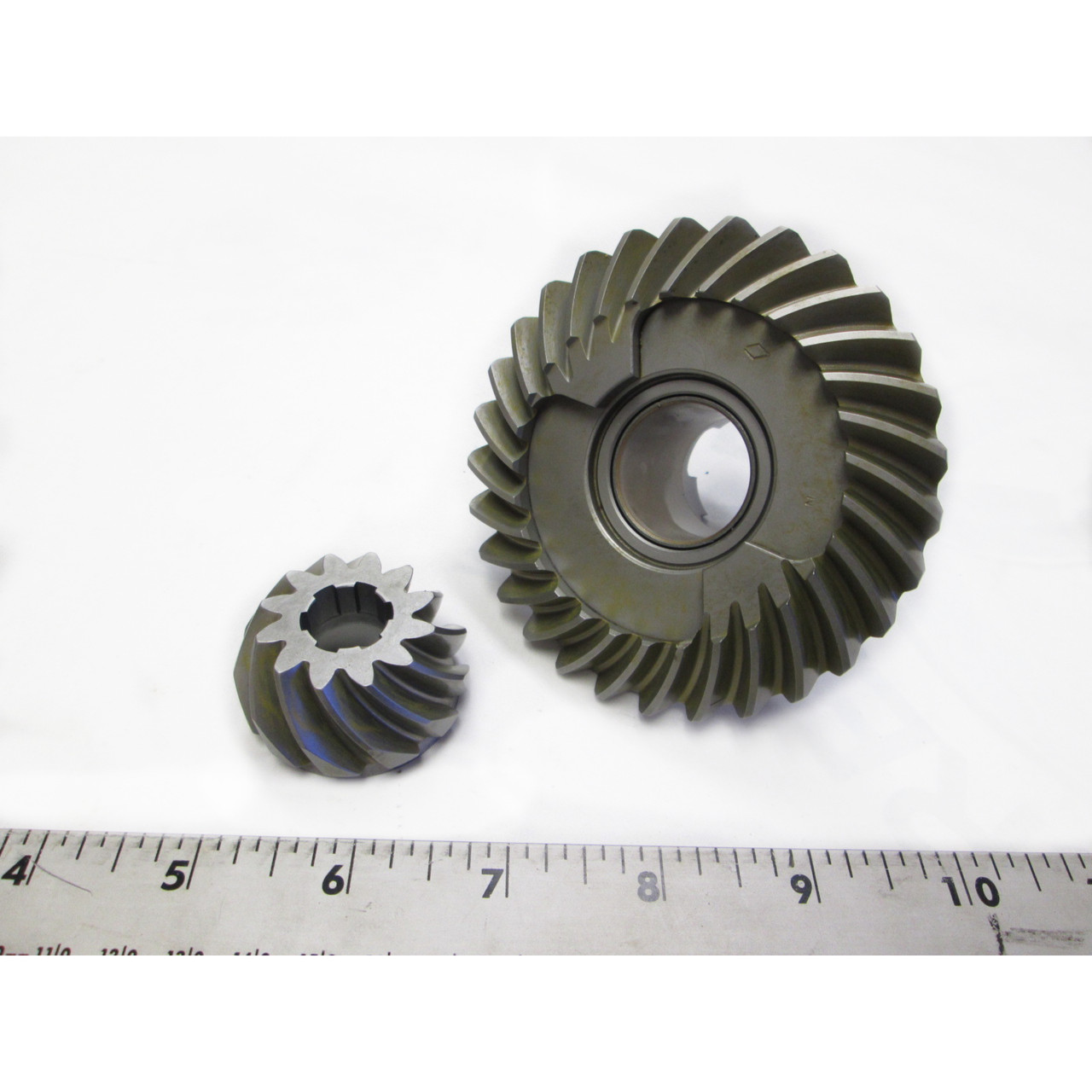 Evinrude/Johnson New OEM Forward Gear Set and Pinion 55/60 hp, 0397494
