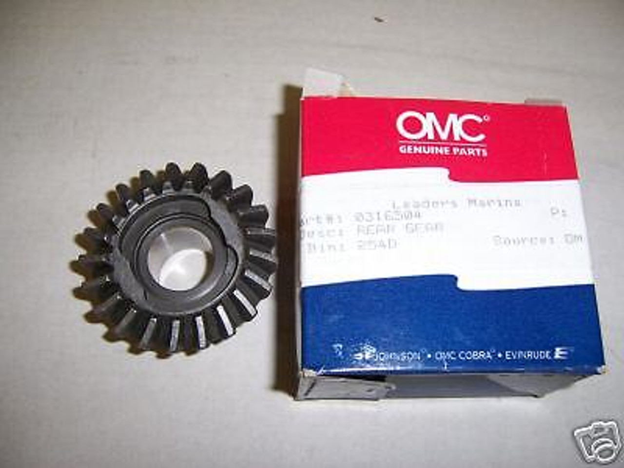 Johnson/Evinrude OMC Reverse Rear Gear 25 HP NEW 316504