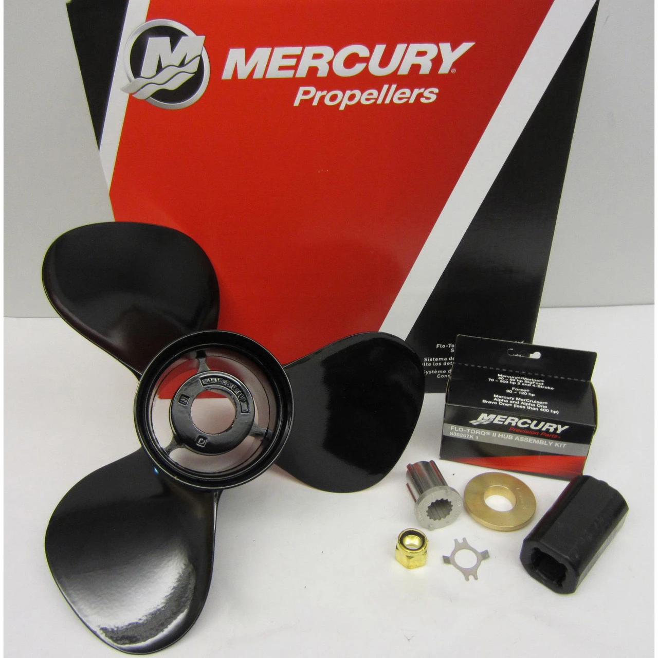 Mercury Marine Mercruiser New OEM BlackMax 15 1/2 X 18 RH Propeller, 48-11324A45