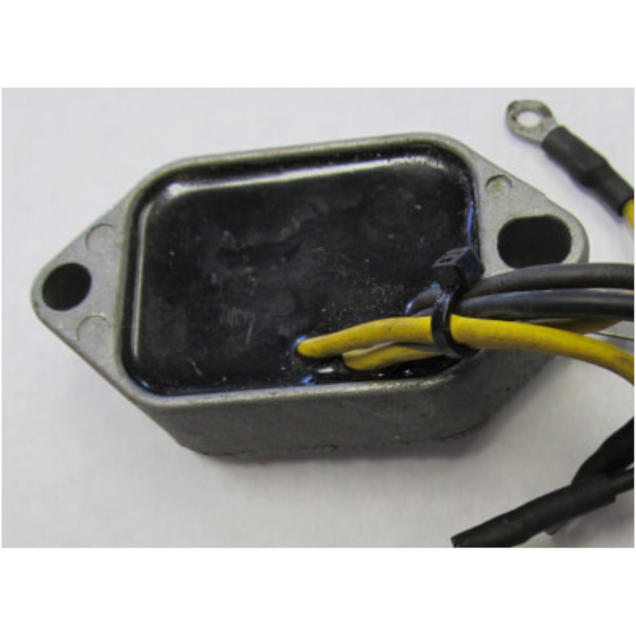 Johnson Evinrude OMC OEM 69/70 115HP Ignition Safety Circuit, 0383950 0582377