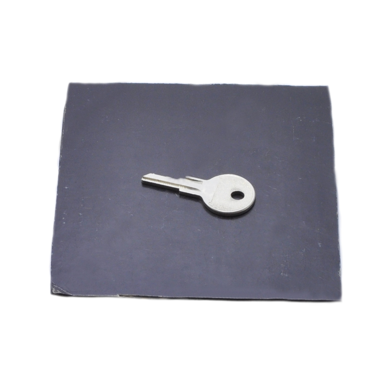 Johnson Evinrude OMC New OEM Ignition Key, 0501810