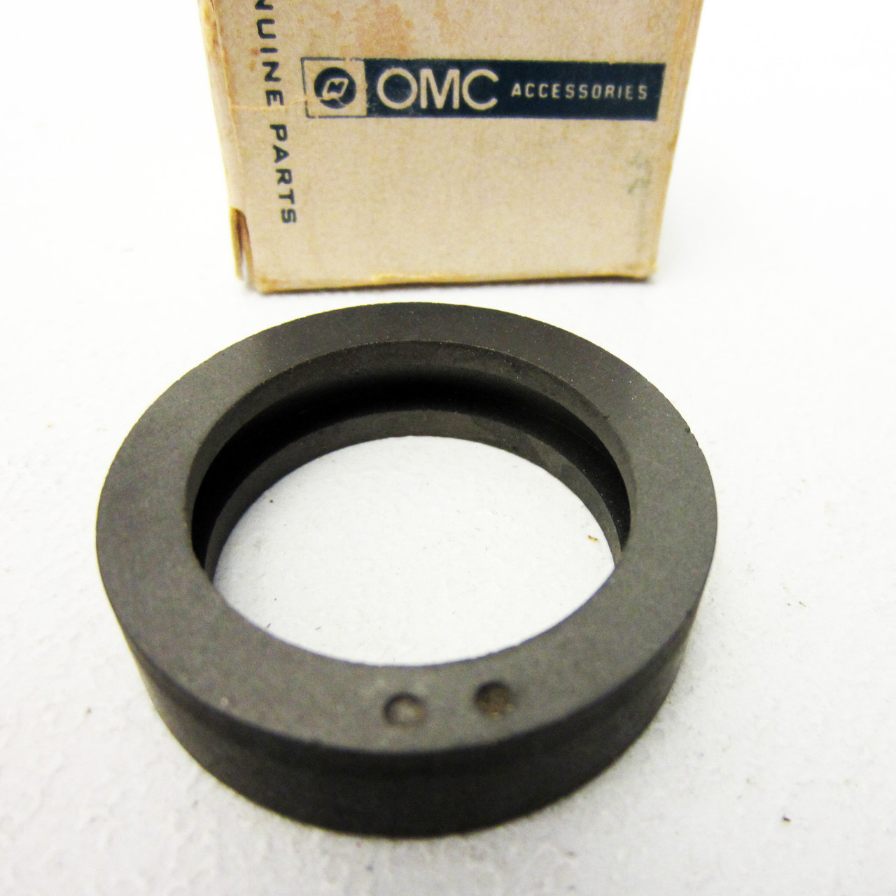 Johnson/Evinrude/OMC New OEM Crank Crankshaft Lower Bearing Seal 305119; 0305119