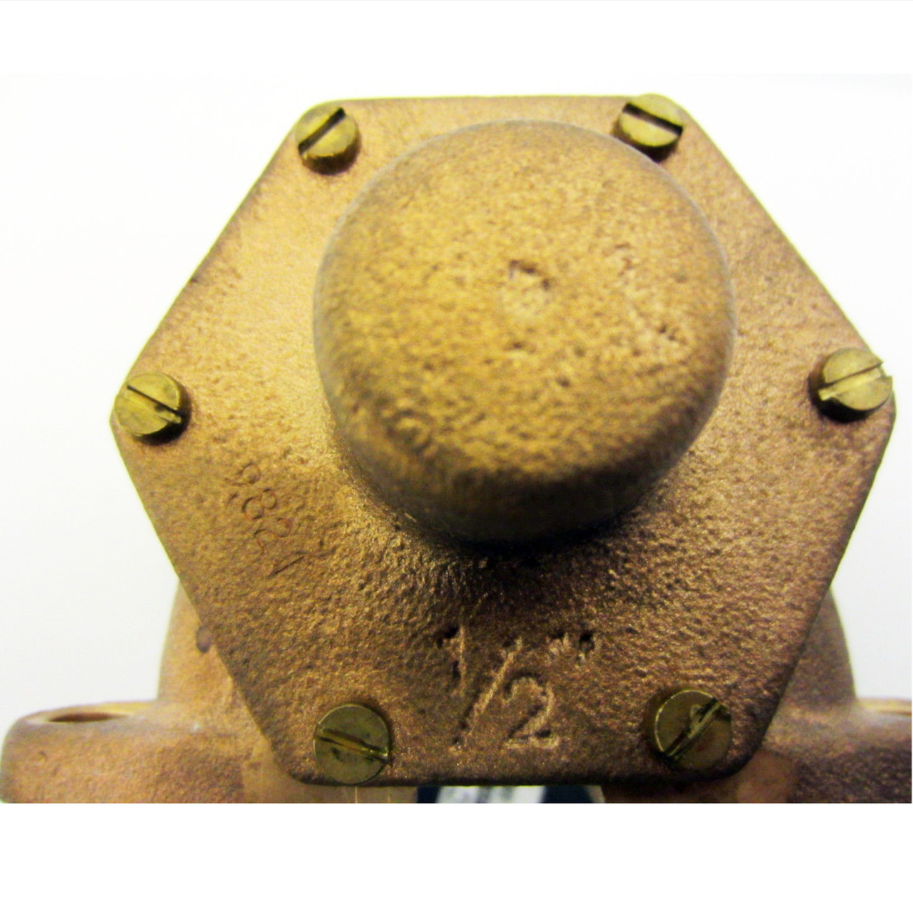 Volvo Penta New OEM Sea Water Pump 831178 AQ165 AQ170 AQD21 BB165 BB170 MD21