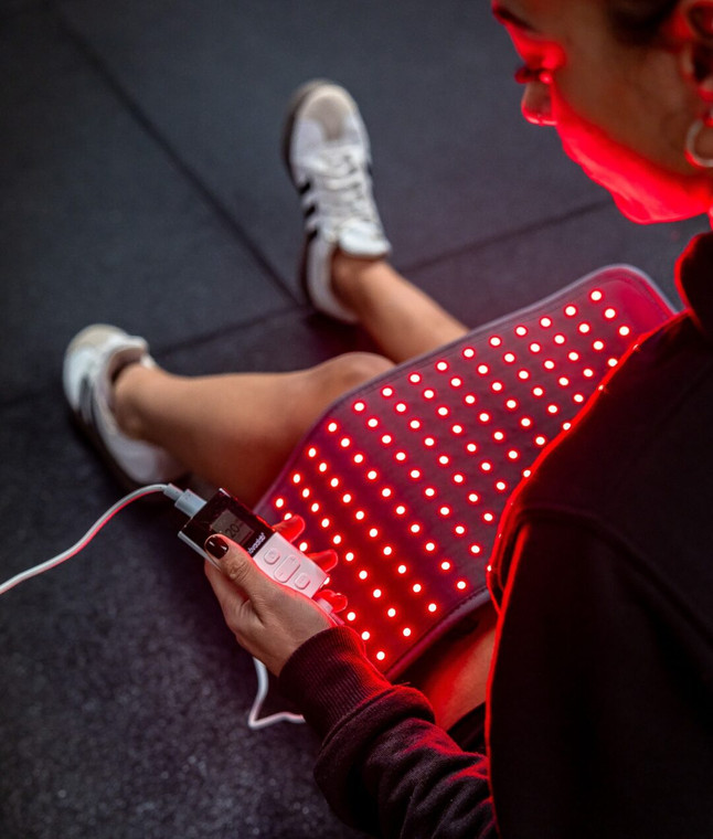 NOVAA Light Pad — Athletic Recovery Red + Near-Infrared Therapy Pad (450 Light Chips)