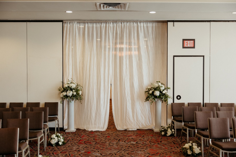 Aisle Decor