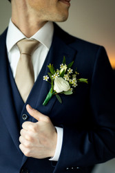 How Much Do Wedding Flowers Cost? 