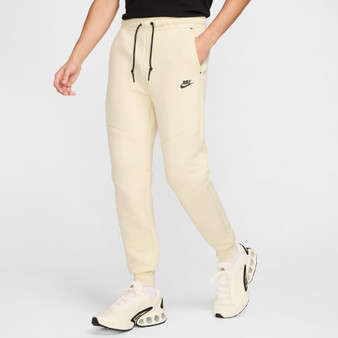 Nike Tech Men's Fleece Joggers LT KHAKI