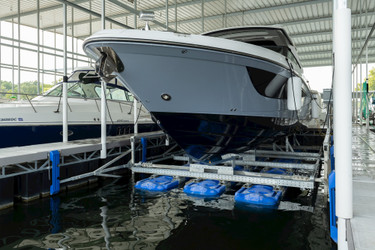 Boat Lift Safety: Essential Boat Lift Maintenance Tips for Proper Use | Total Marina