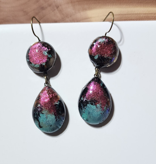 TEAR DROP EARRINGS