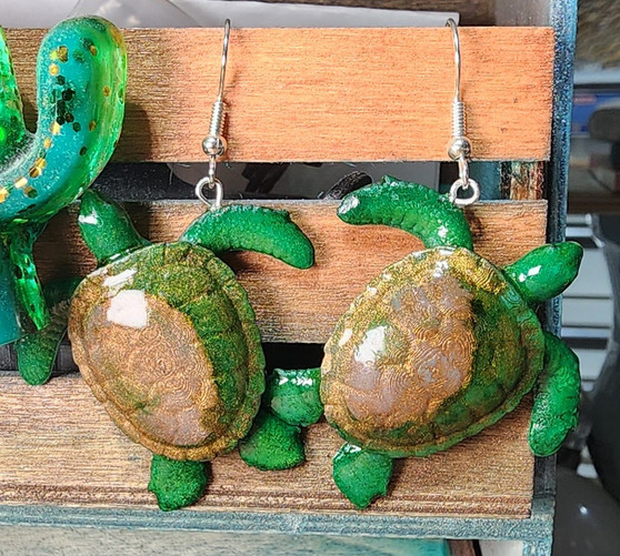 Bronze Green Sea Turtle Earrings 