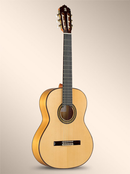 Alhambra 7FC Flamenca Avec Housse