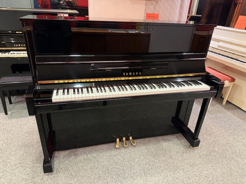 occasion pinao droit yamaha b3