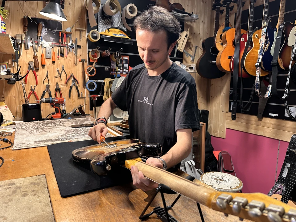 Entretien  et réparation des guitares et basses