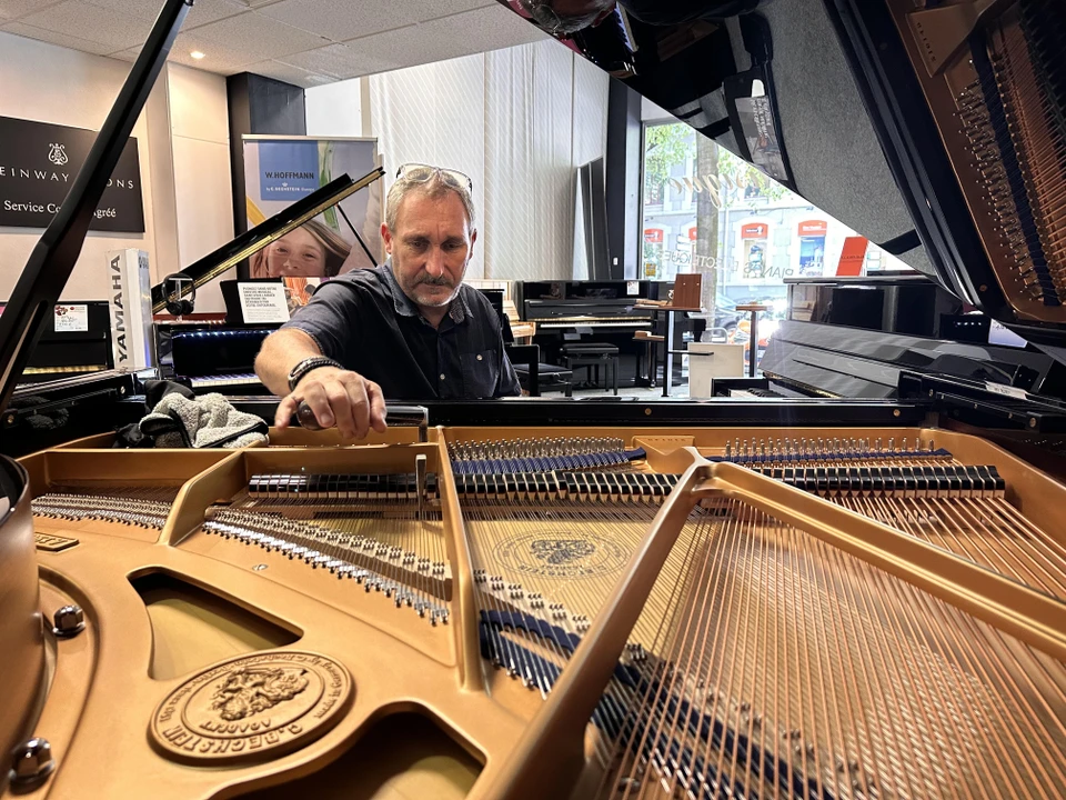 Accord et réparation des pianos acoustiques