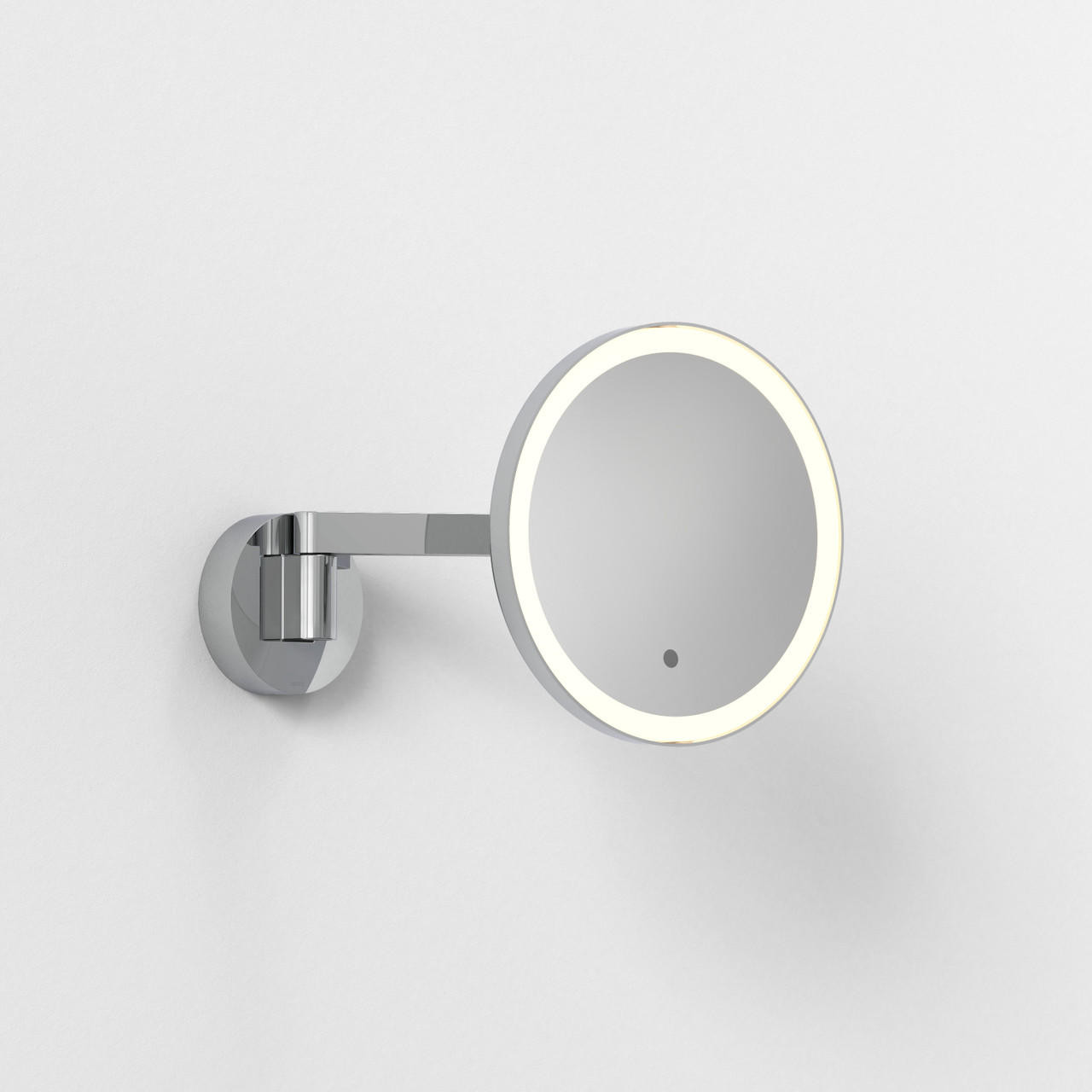 Illuminated shaving clearance mirror wall mounted