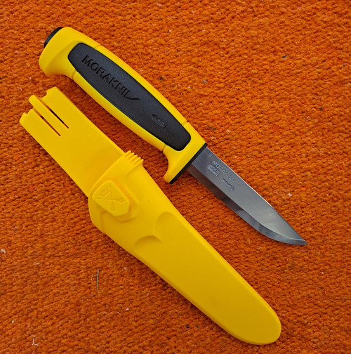 M01 Knife Carbon Steel Trapper 4IN Blade Vertical Sheath(K233