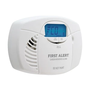 BRK First Alert CO7B01D battery-operated carbon monoxide alarm with backlit digital display and white housing