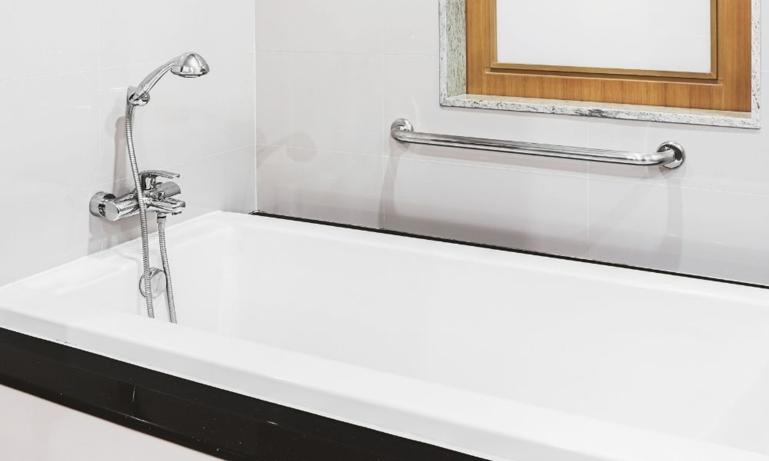 The Basics of Replacing Your Mobile Home Bathtub Mobile Home Outfitters