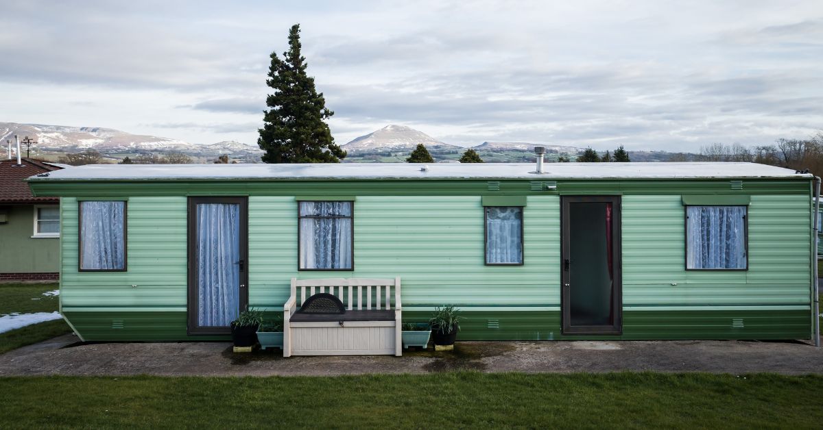 10 Common Issues We See With Older Manufactured Homes - Mobile Home ...
