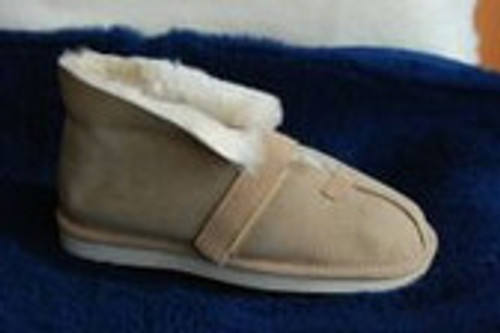 Medical Sheepskin Boot with Hard Sole (M170H)