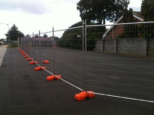 TEMPORARY FENCE PANEL 2.4M X 2.1M X 32MM O.D