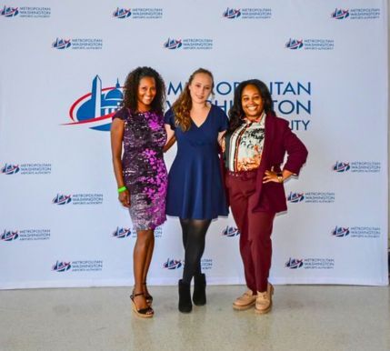 step and repeat tension fabric backdrops of all sizes for any marketing event, red carpet interview or studio space.