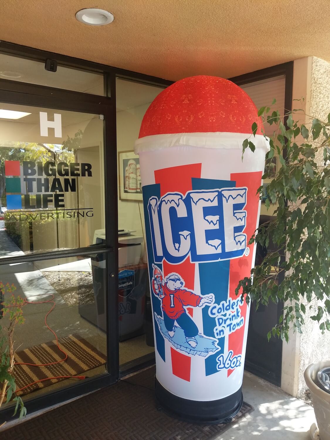 45-icee-inflatable-giant-cup.jpg