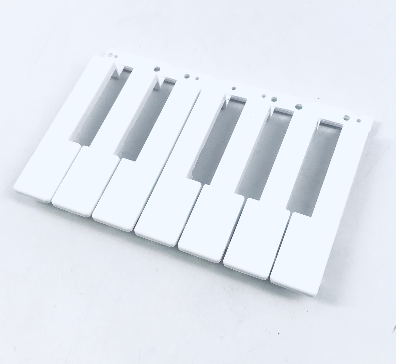DTM・DAW Novation Launchkey Mini Amazon.com: Novation Launchkey Mini 37 White MK4 — Portable